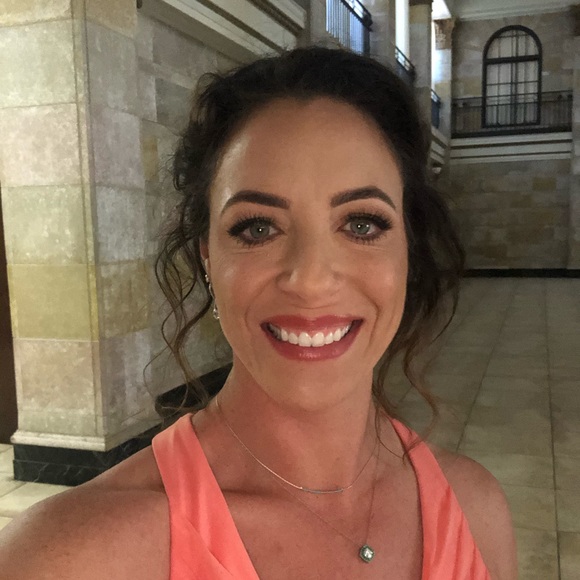 Meet your Posher, Ali - Picture 1 of 1